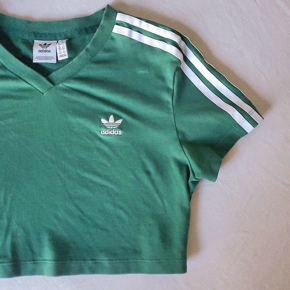 SOLD Adidas Green 3 Stripe Crop Top Baby Tee - Picture 2 of 4
